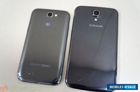 Black Samsung M-series i9150