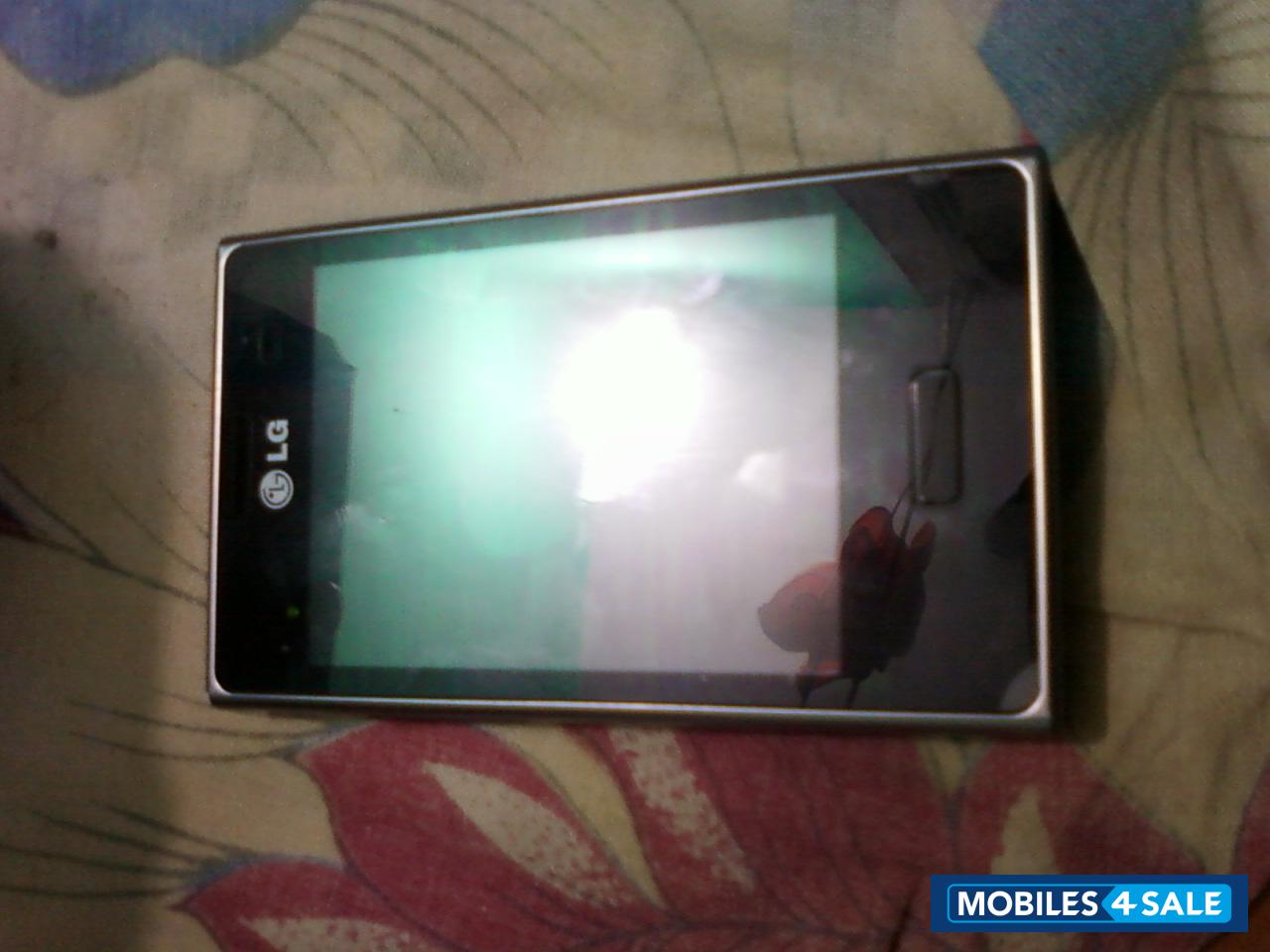 Black LG Optimus L3