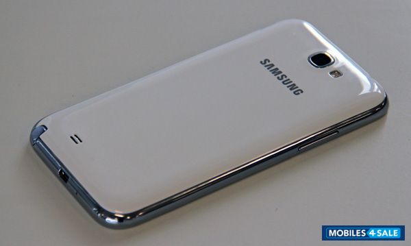 White Samsung Galaxy Note 2