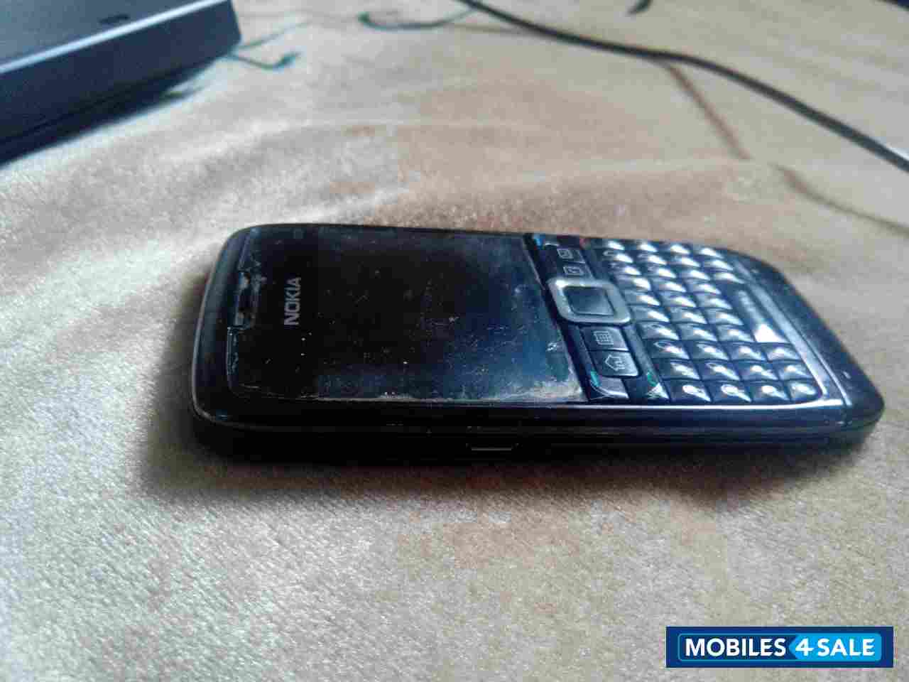 Black Nokia E71