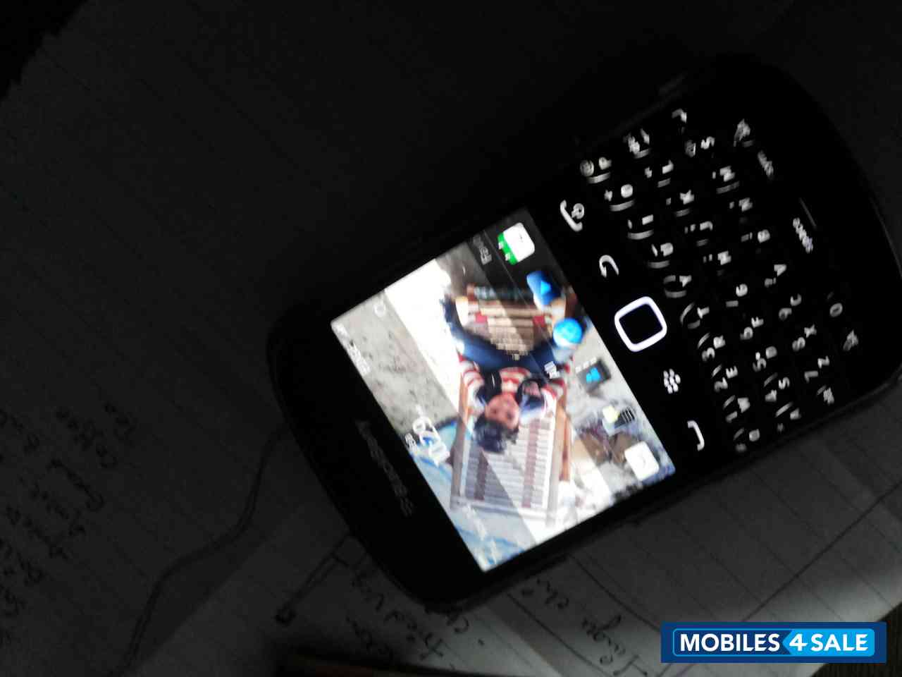 Black BlackBerry Bold 9900