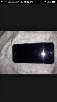 Black Apple iPhone 5