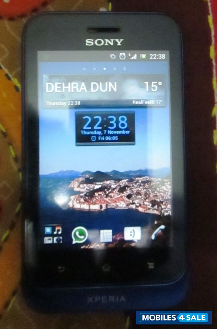 Blue Sony Xperia tipo