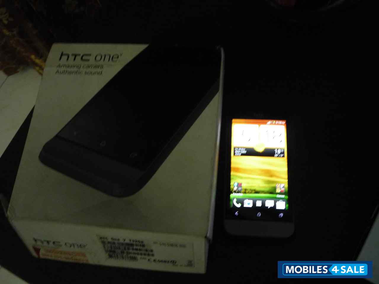 HTC One V