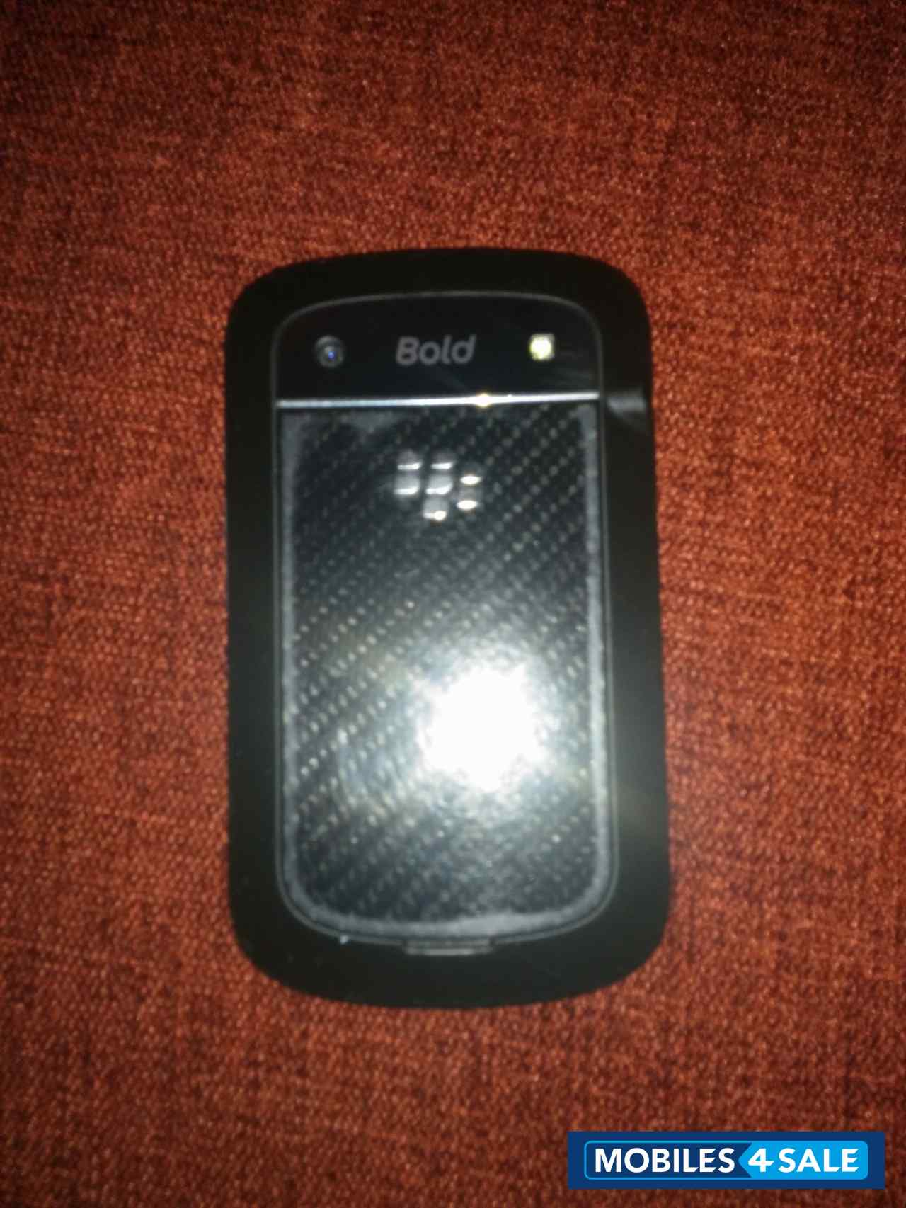 Black BlackBerry Bold 9900