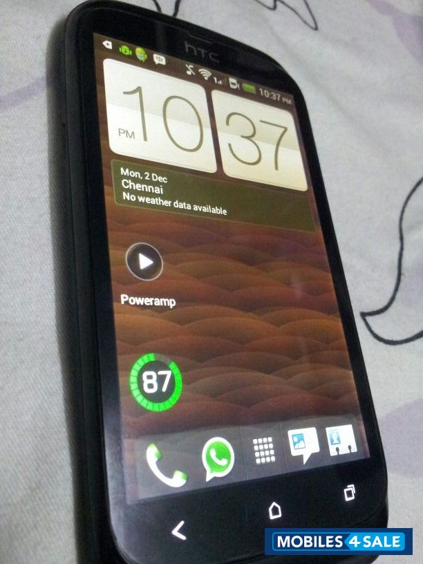 Black HTC Desire V