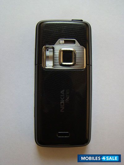 Black Nokia N82