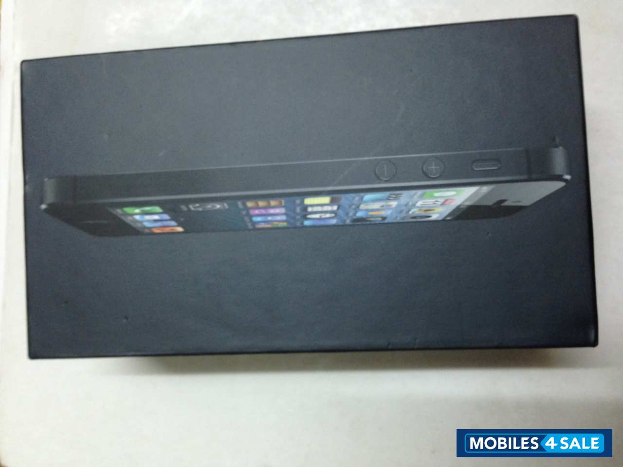 Black Apple iPhone 5