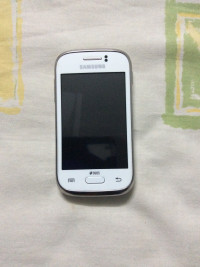 White Samsung Galaxy Young Duos GT-S6312