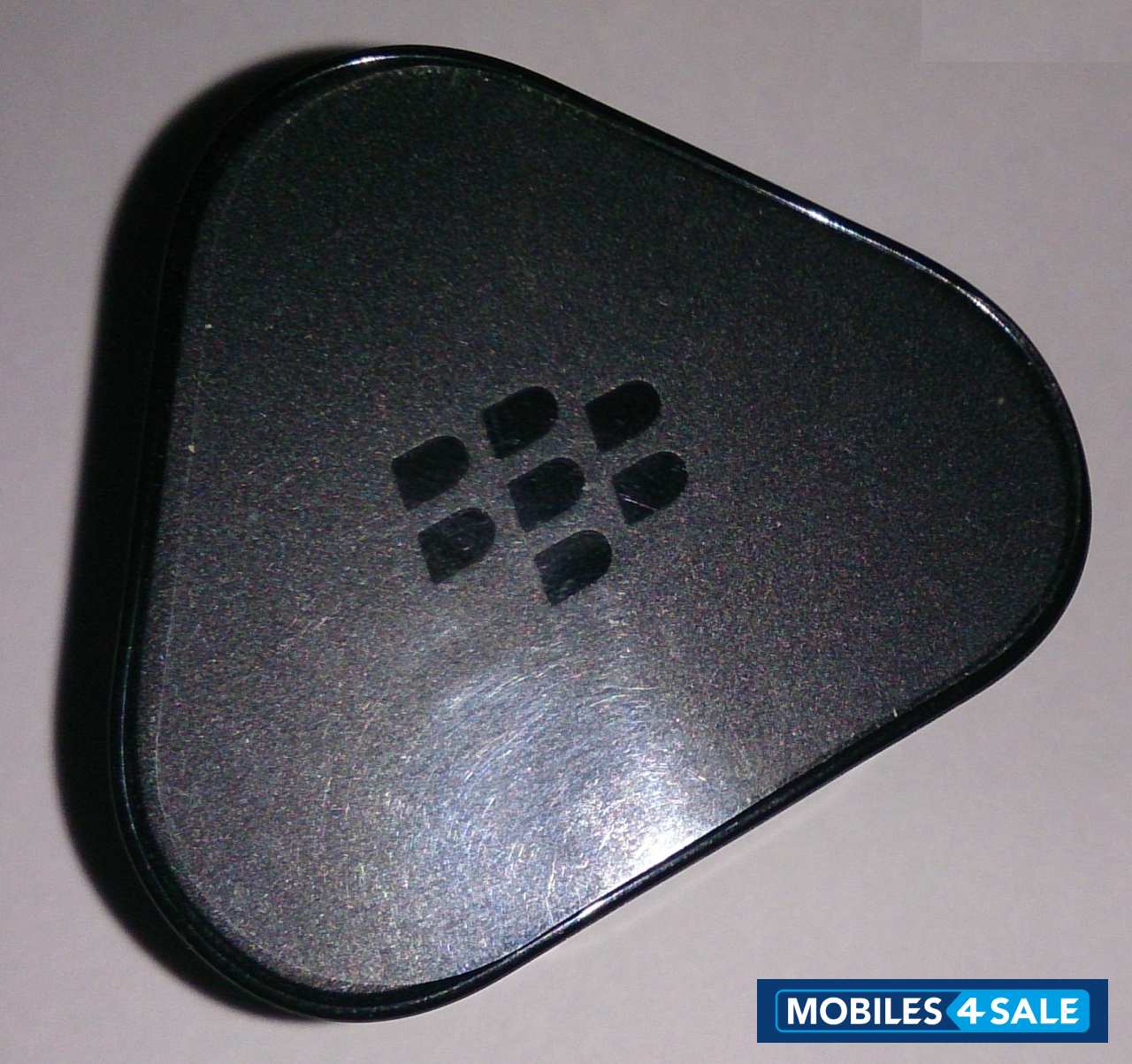 Black BlackBerry Bold 9900