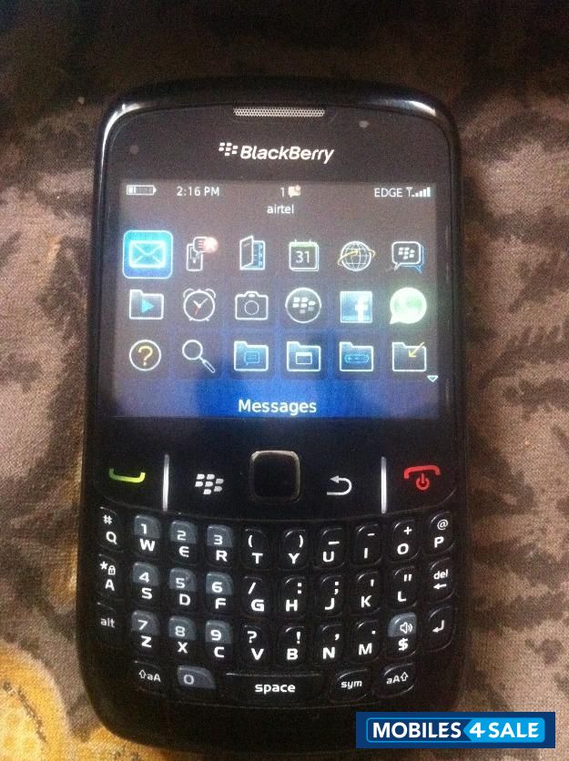 Black BlackBerry Curve 8520