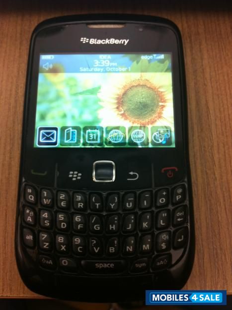 Black BlackBerry Curve 8520