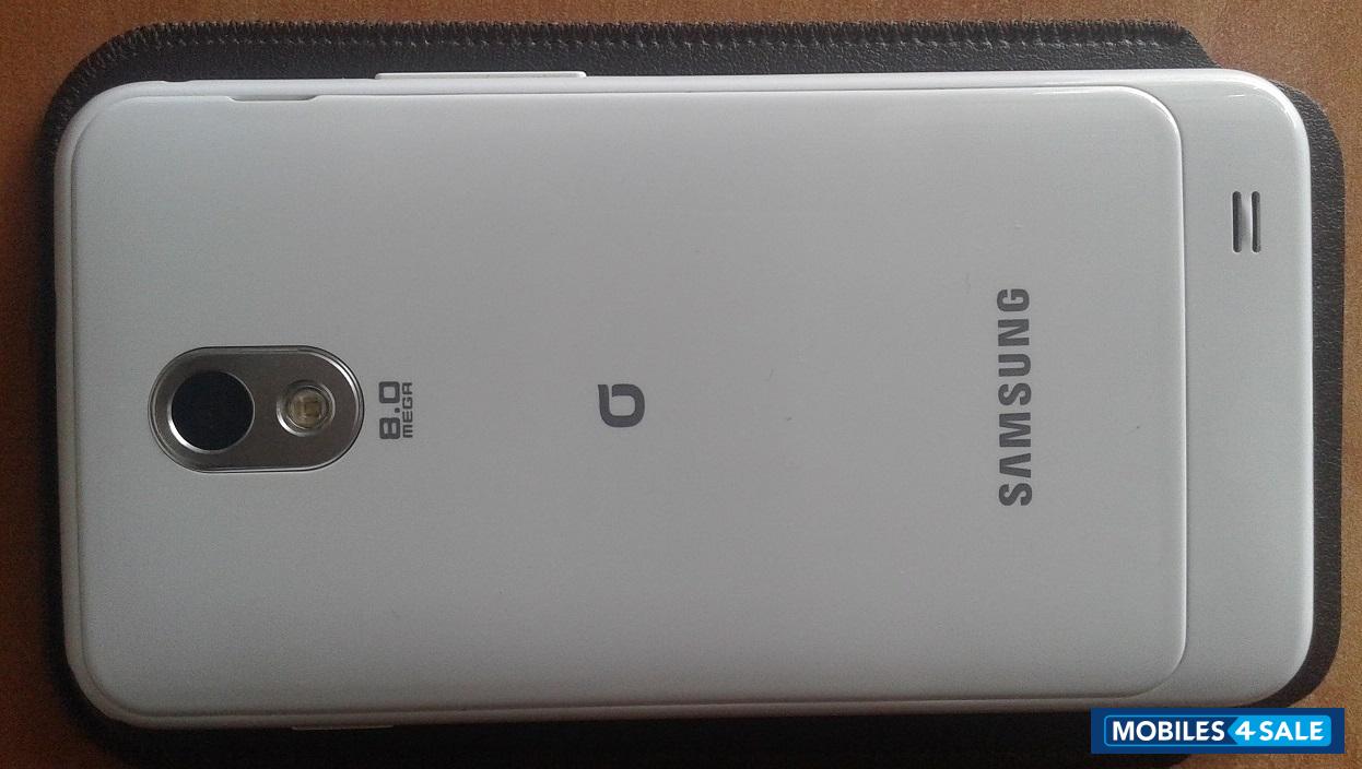 White Samsung Galaxy S2 LTE