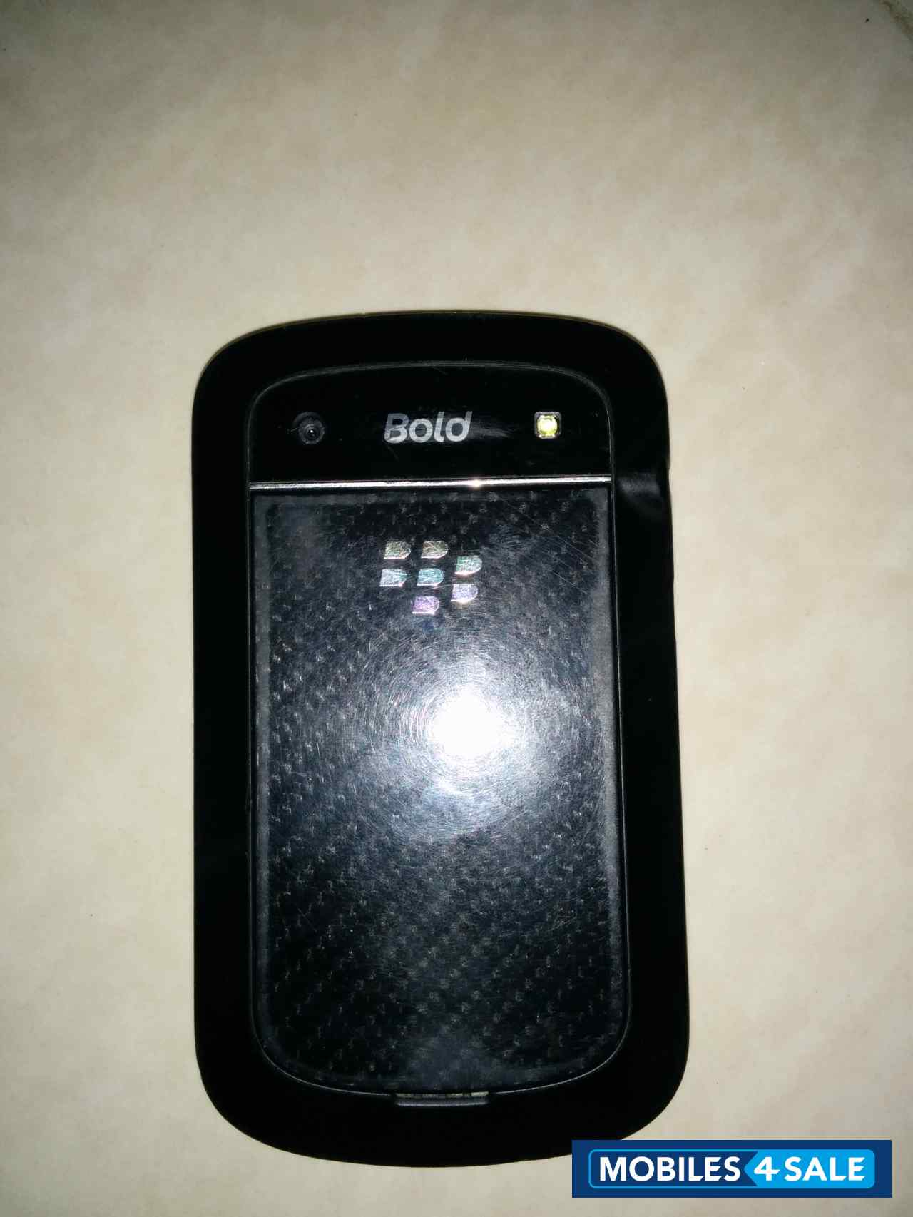 Black BlackBerry Bold 9900