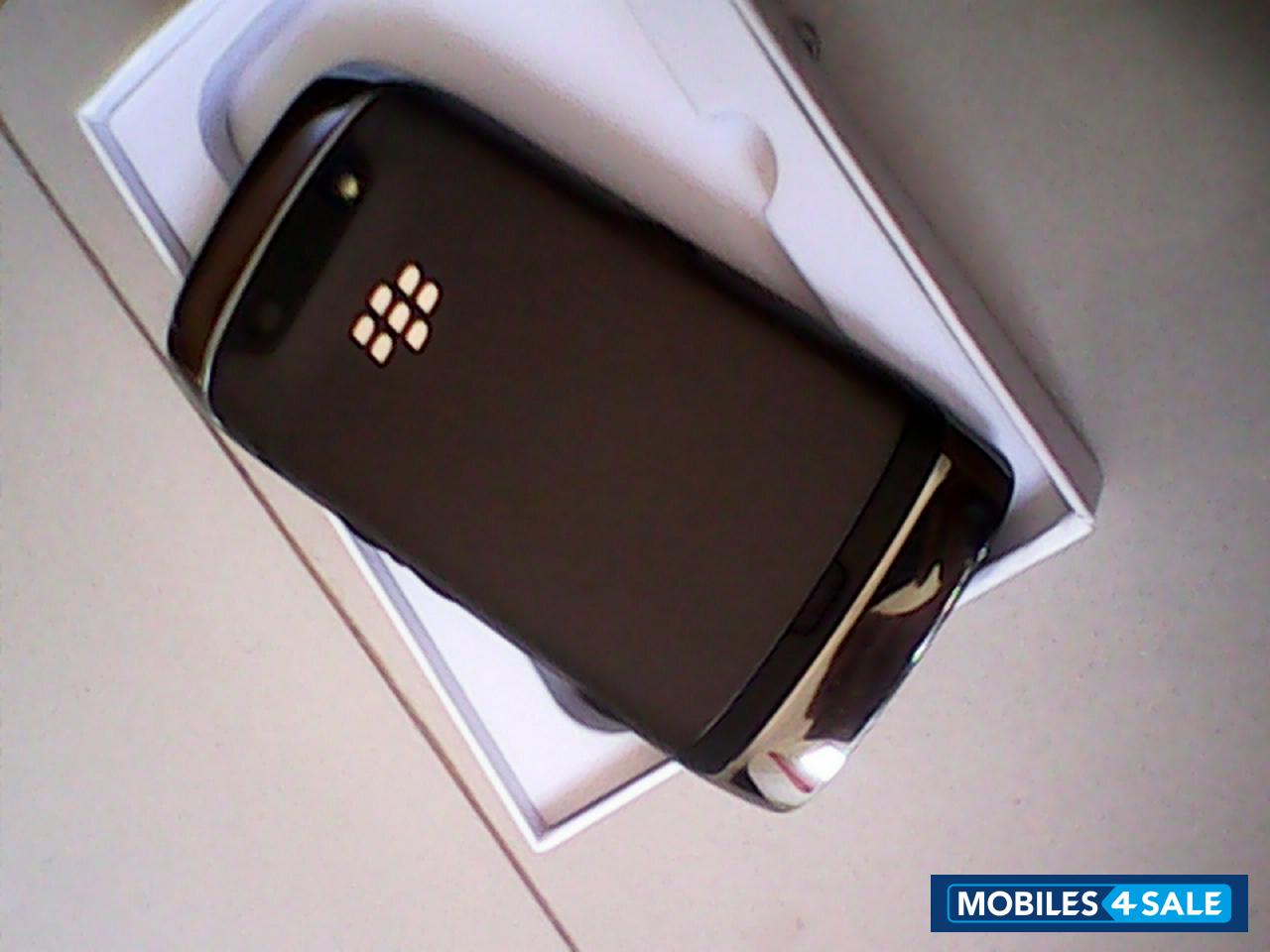 Black BlackBerry Torch 9860