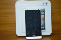 Silver HTC One