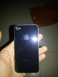 Black Apple iPhone 4