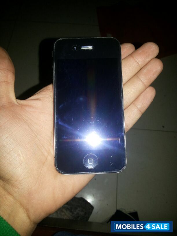 Black Apple iPhone 4