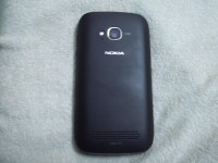 Black Nokia Lumia 710