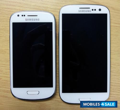 White Samsung Galaxy S3 Mini