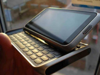 Black Nokia E7-00