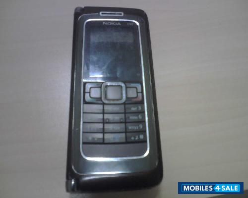 Mocha Nokia E90 Communicator