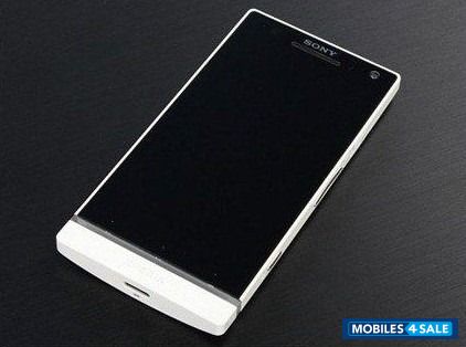 White Sony Xperia SL