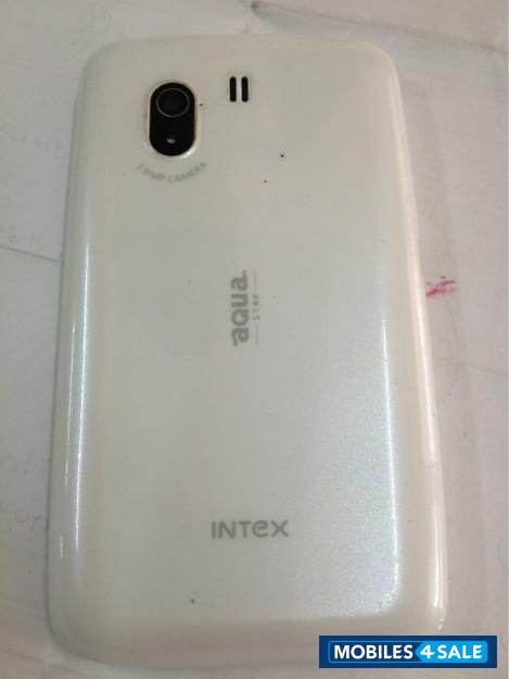 White Intex Aqua Star