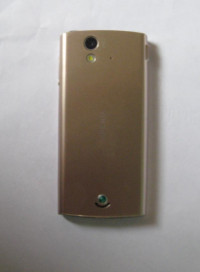 Gold Sony Ericsson Xperia ray