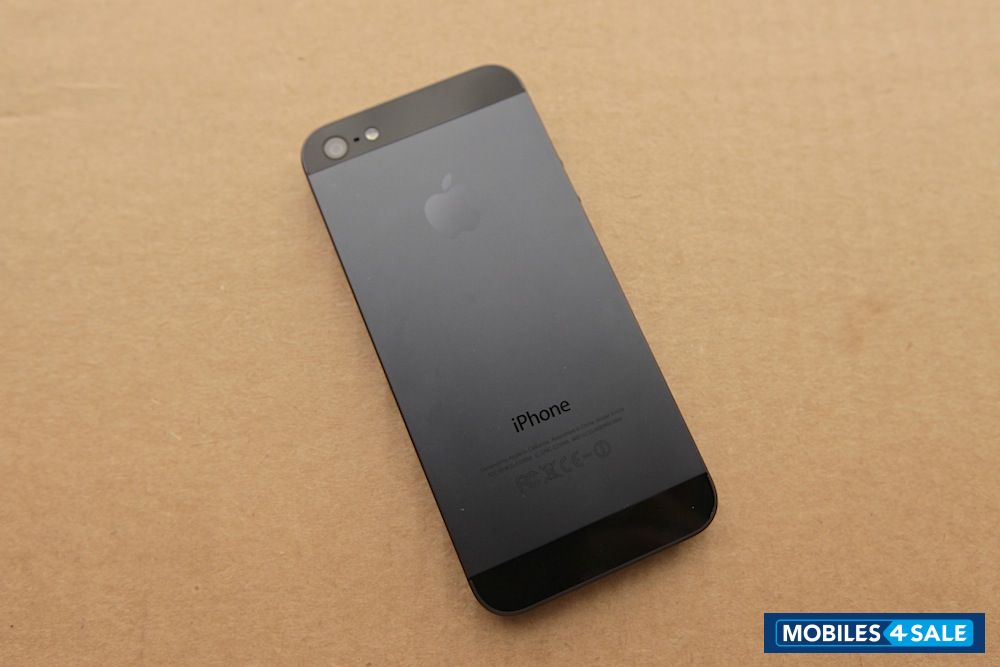 Black Apple iPhone 5