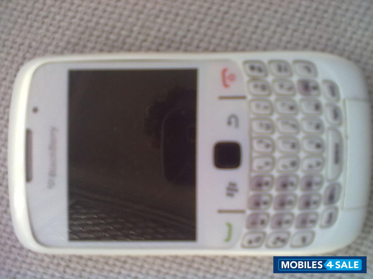 White BlackBerry Curve