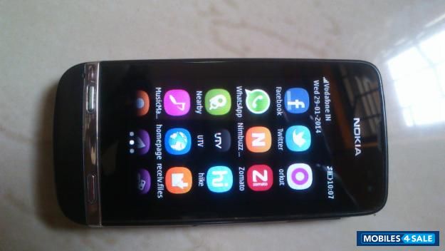 Black Nokia Asha 301