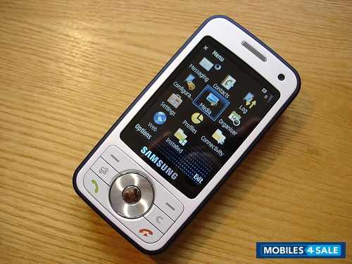 White Samsung SGH-i450