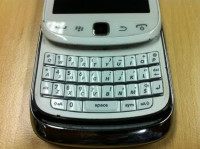 White BlackBerry Torch 9810