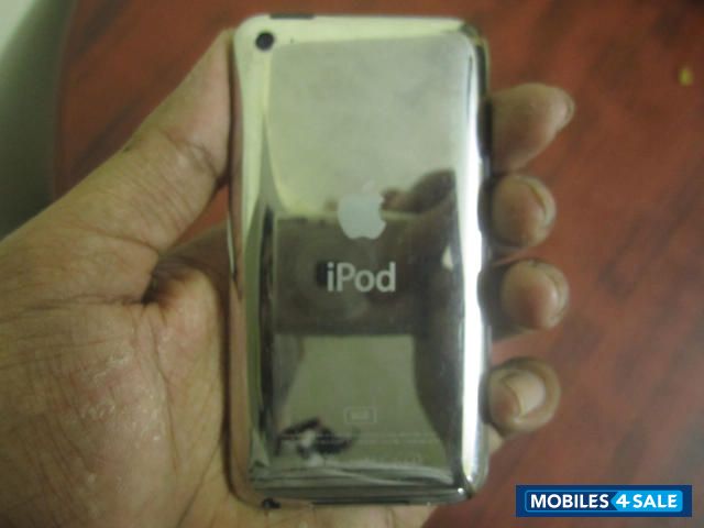 Black And Silver Apple iPod