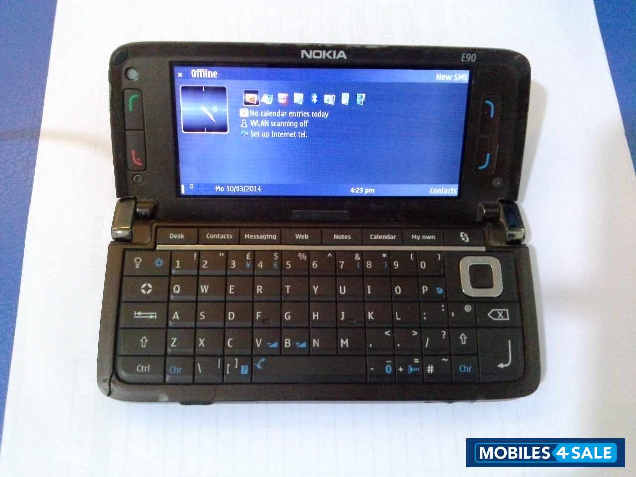 Red Nokia E90 Communicator