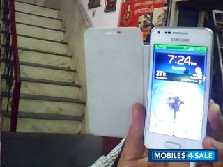 White Samsung Galaxy S Advance I9070