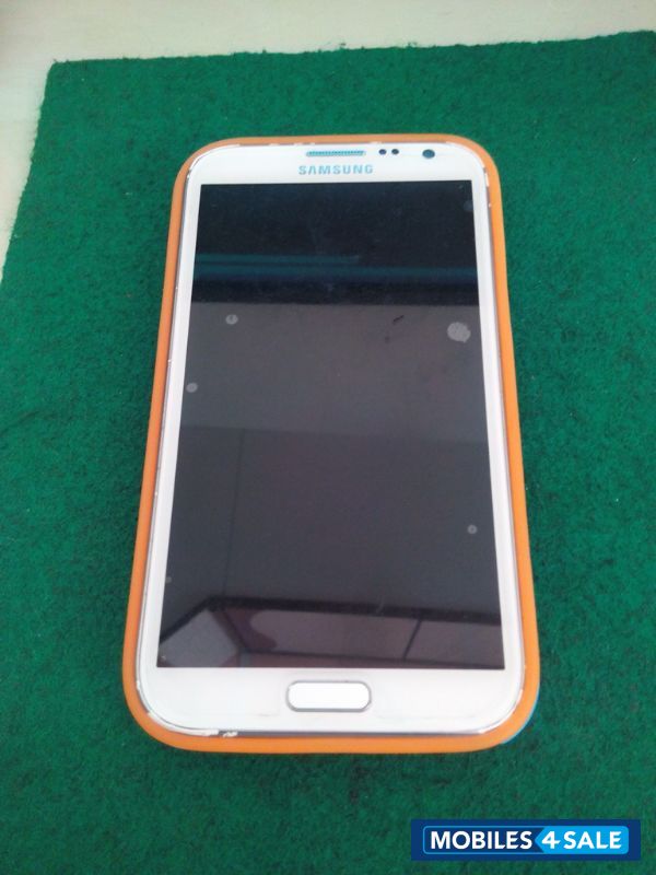 White Samsung Galaxy Note 2