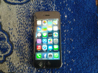 Black Apple iPhone 5