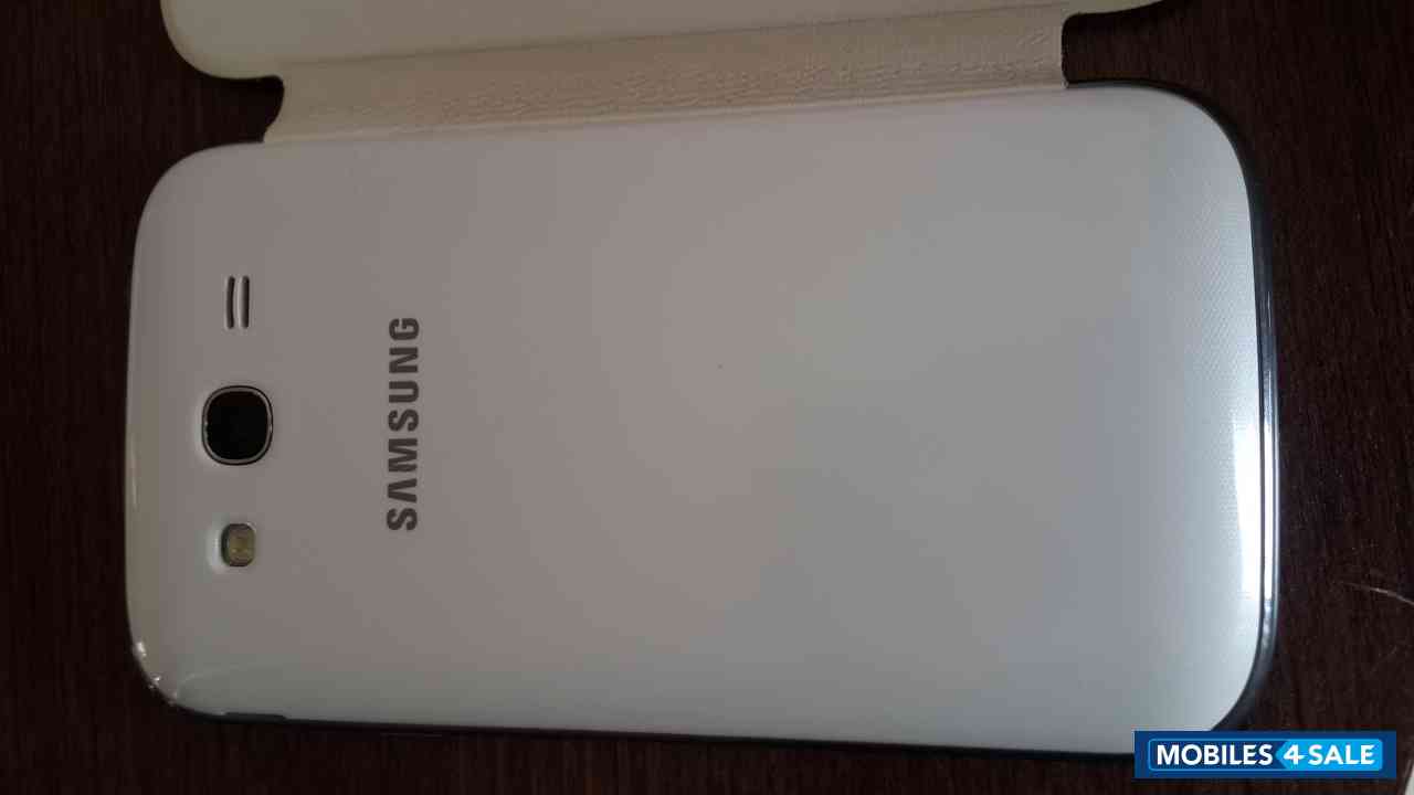 White Samsung Galaxy Grand GT-I9082