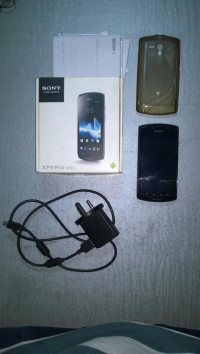 Black Sony Xperia neo L