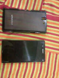 Black Sony Xperia Z