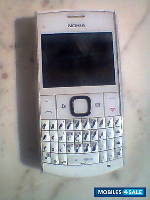 White Nokia X2-01