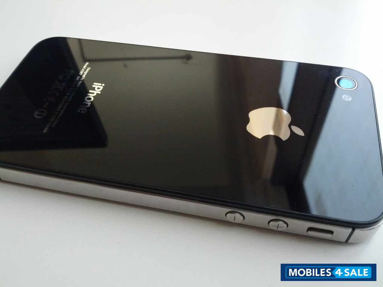 Black Apple iPhone 4