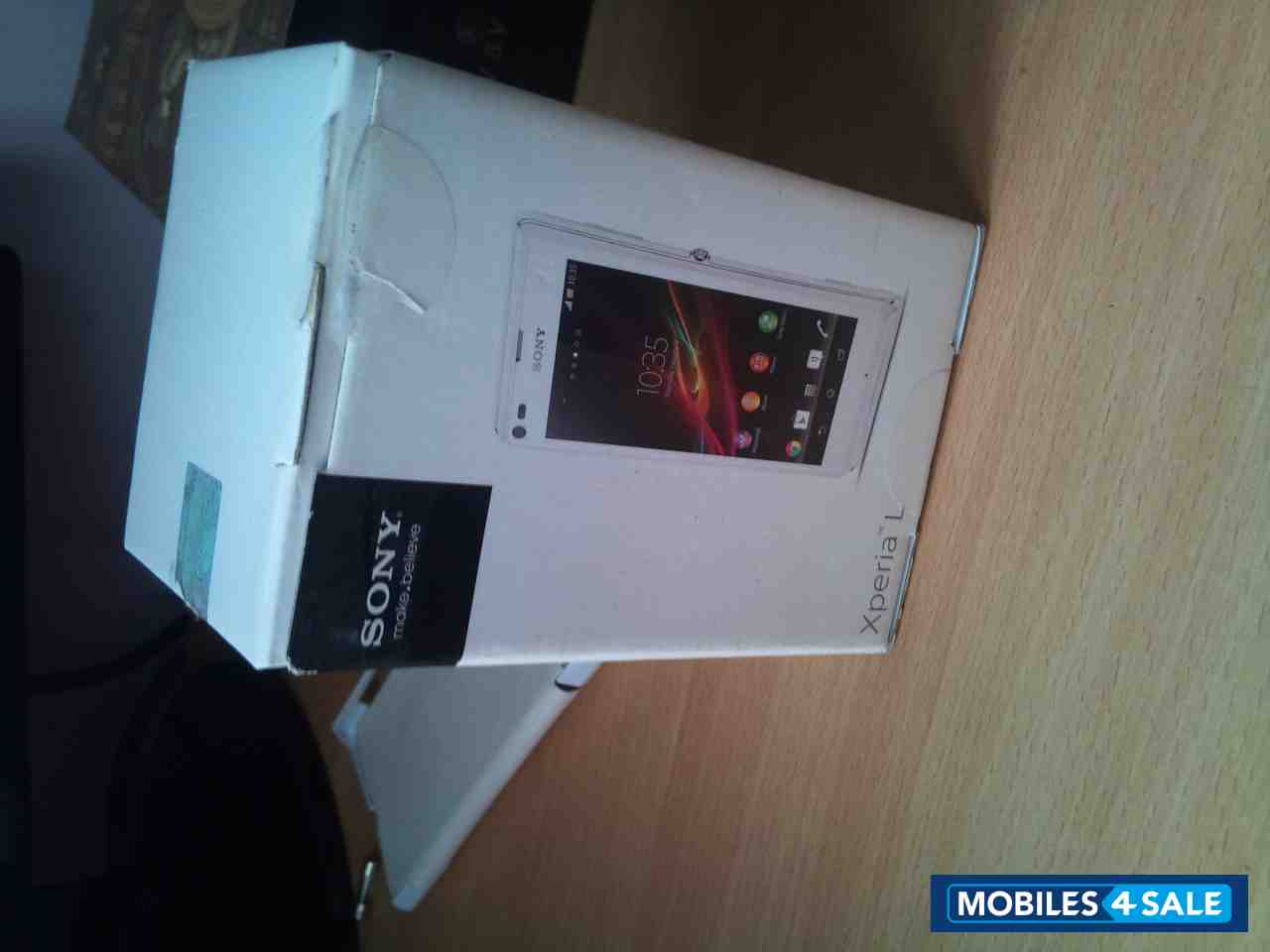 White Sony Xperia L