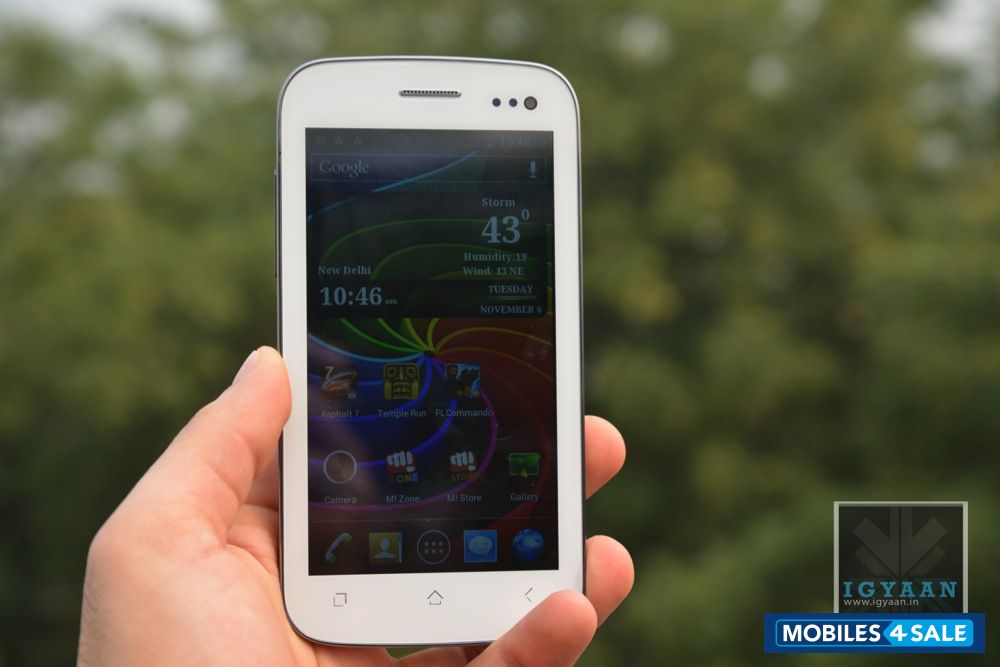 White Micromax Canvas