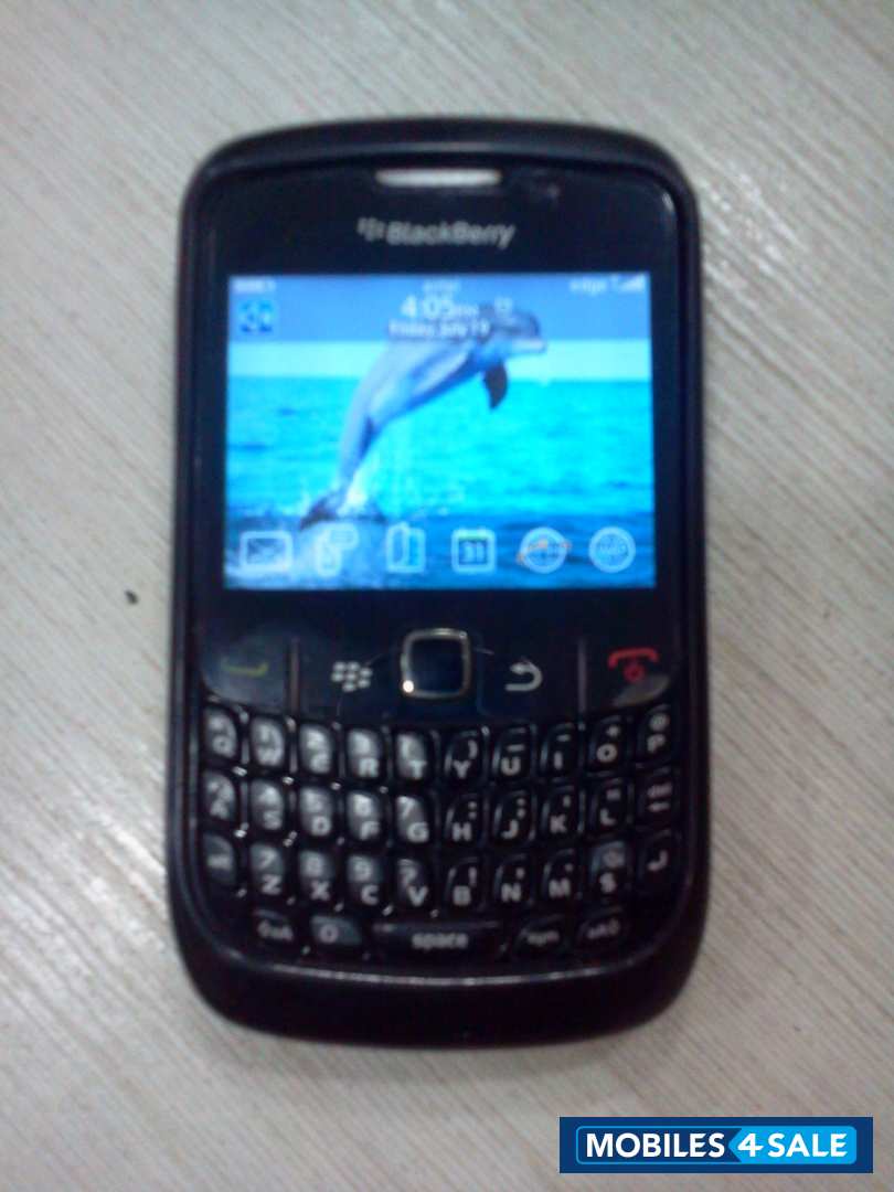 Black BlackBerry Curve 8520