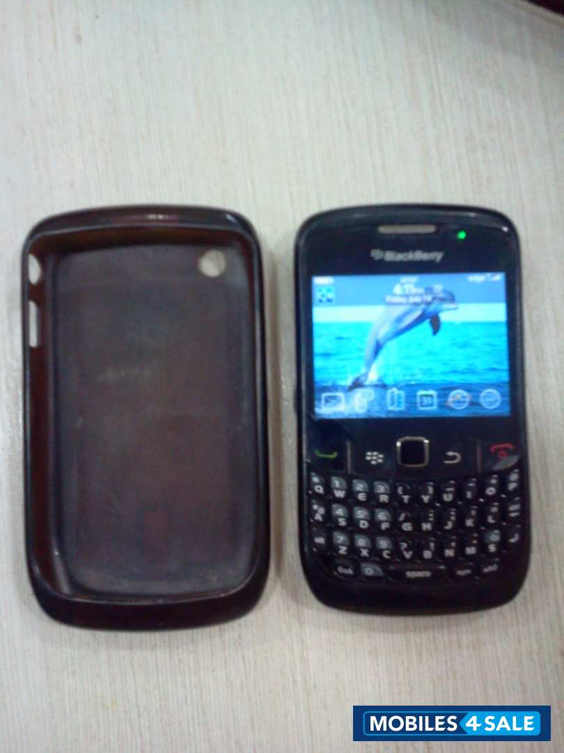 Black BlackBerry Curve 8520