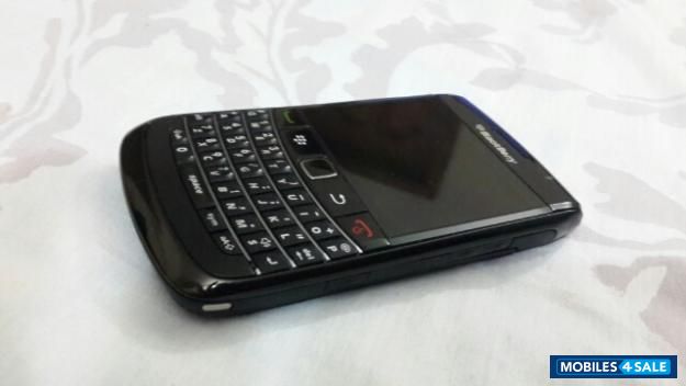 Black BlackBerry Bold 9780