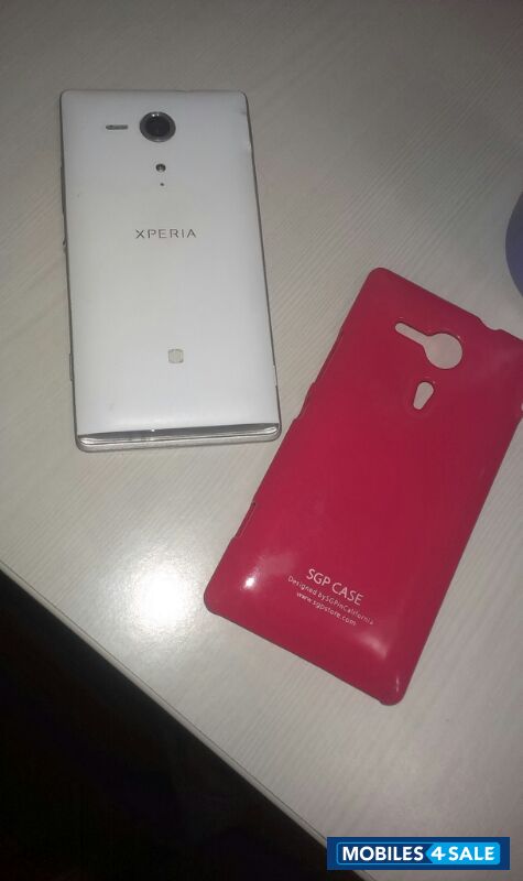 White Sony Xperia SP